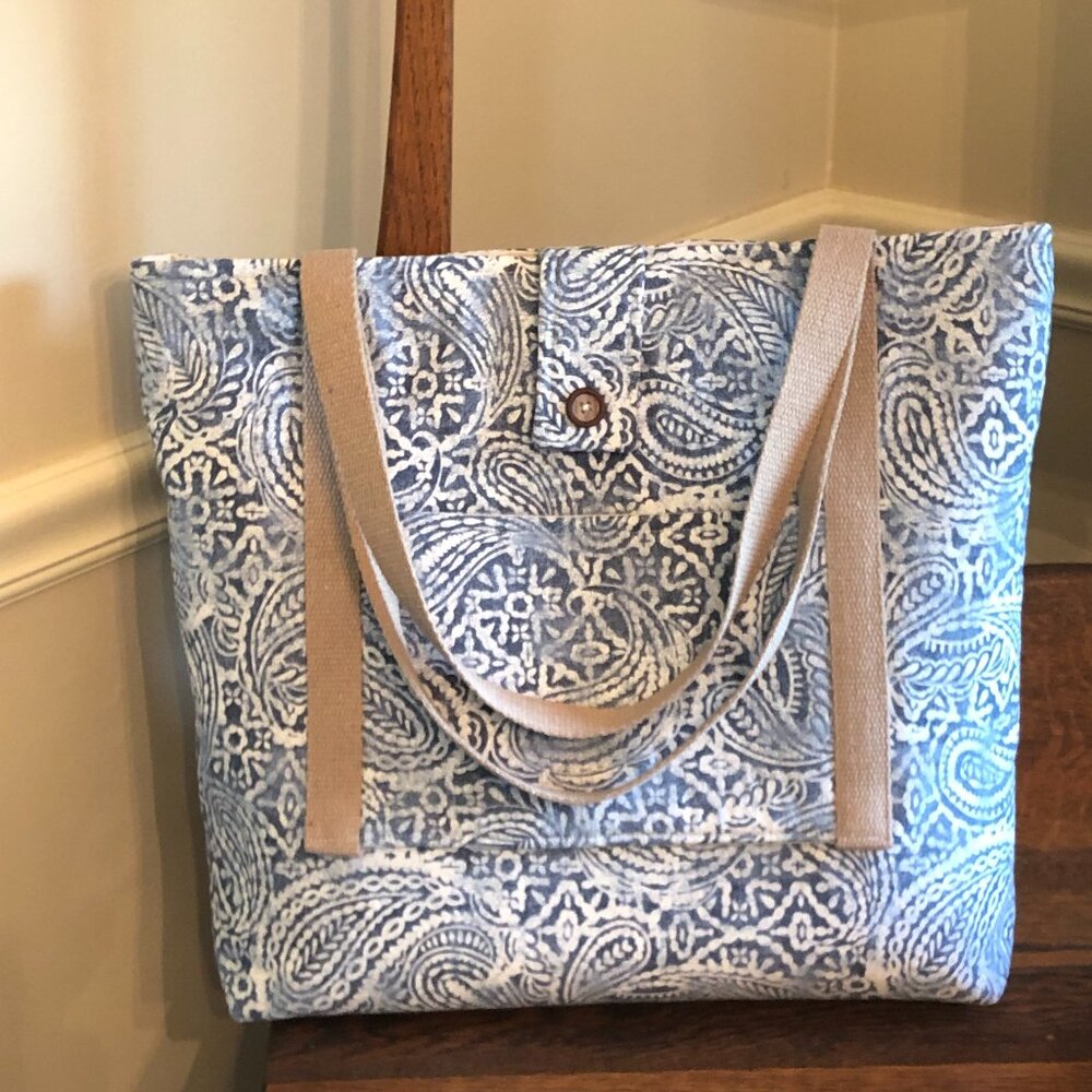 BLUE & IVORY LARGE TOTE BAG ~  PAISLEY FABRIC CANVAS ~  Beach/Computer Bag